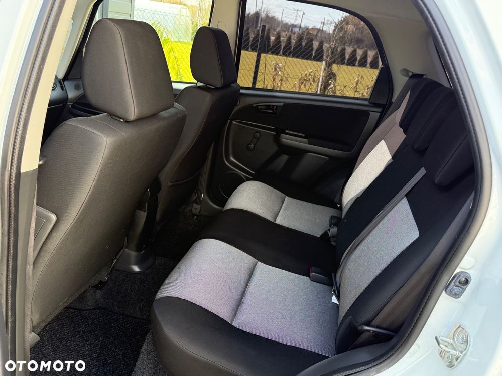 Fiat Sedici 1.6 16V 4x4 Easy - 12