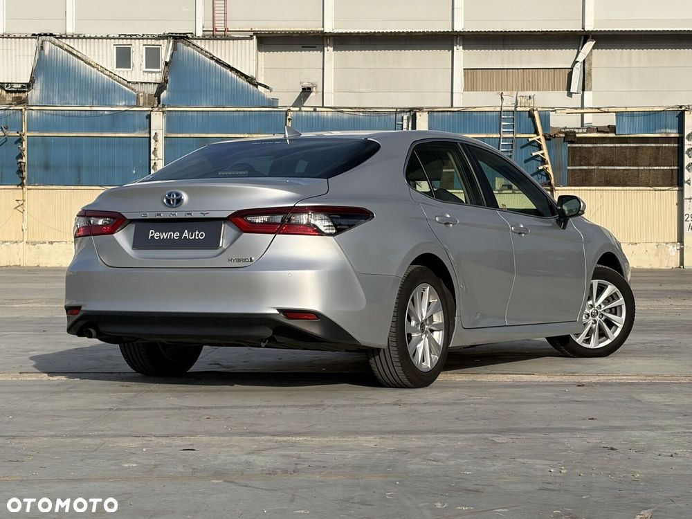 Toyota Camry 2.5 Hybrid Comfort CVT - 12