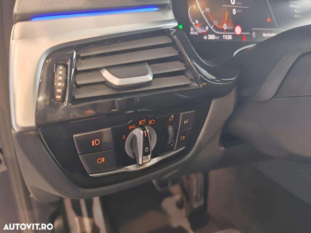 BMW Seria 5 520d xDrive Aut. - 11