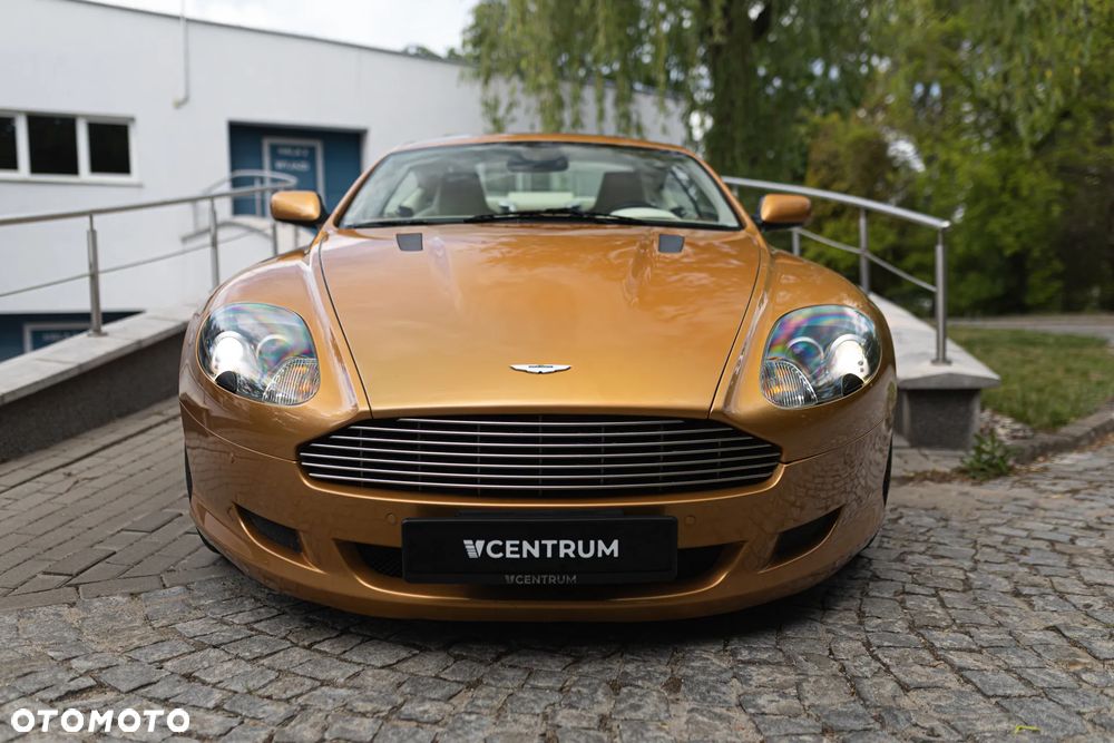 Aston Martin DB9 Touchtronic - 8