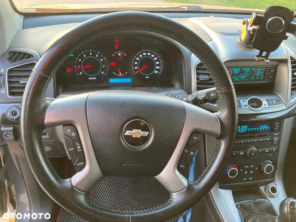 Chevrolet Captiva - 15