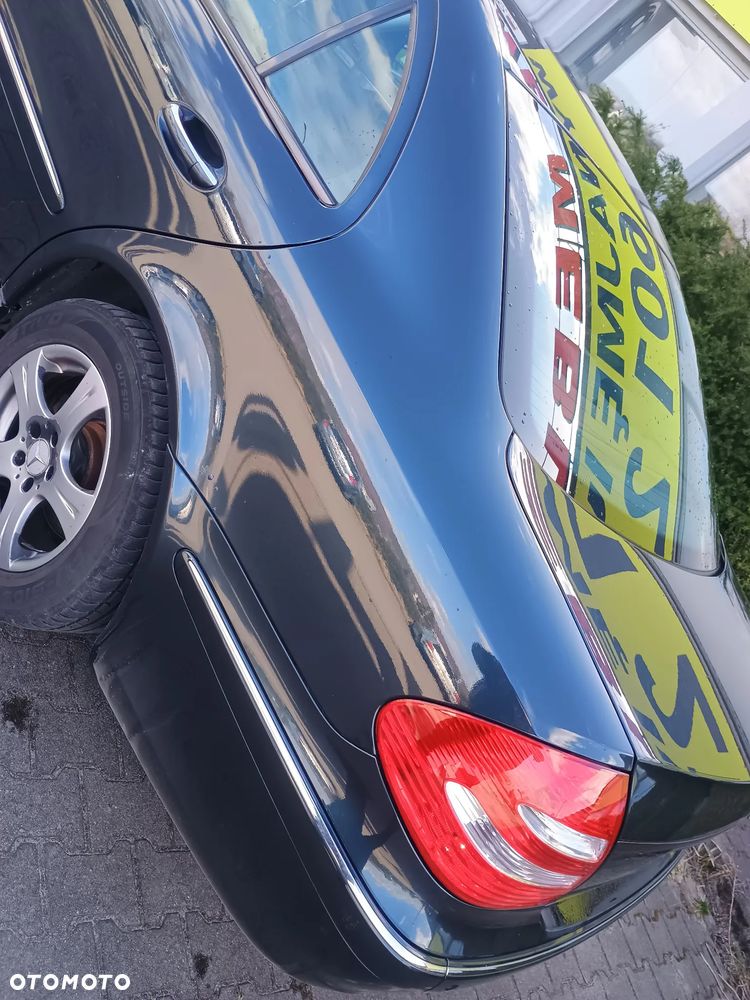 Mercedes-Benz Klasa E - 9