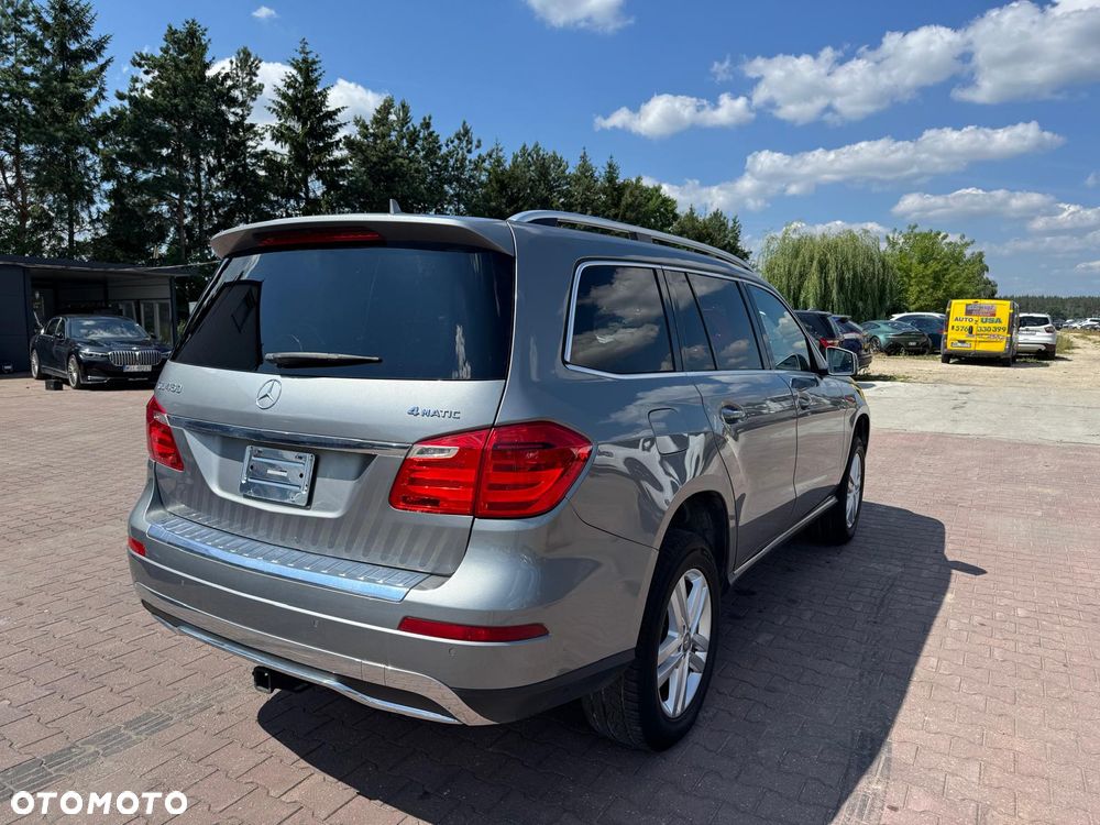 Mercedes-Benz GL - 5