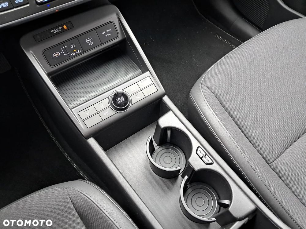 Hyundai Kona 65kWh Executive - 15