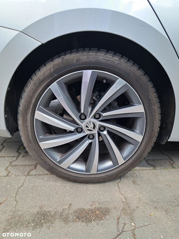 Skoda Octavia 1.5 TSI ACT Style - 6
