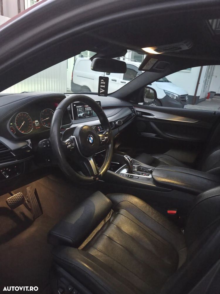 BMW X6 xDrive30d - 11