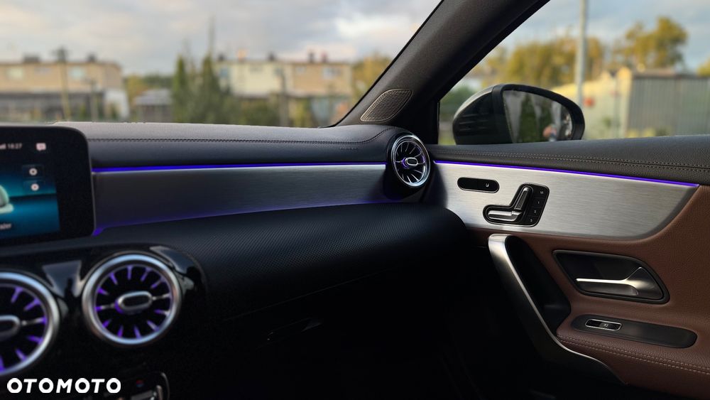 Mercedes-Benz Klasa A 200 7G-DCT AMG Line - 16