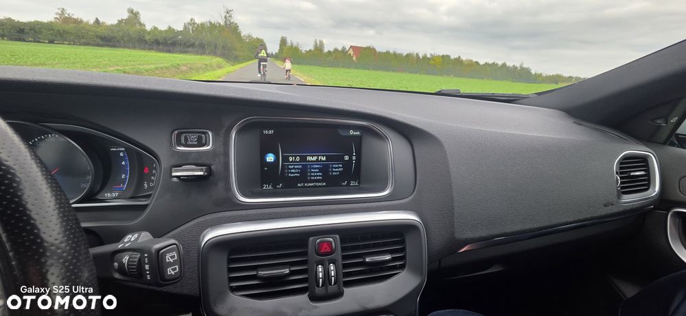 Volvo V40 T4 Summum - 26