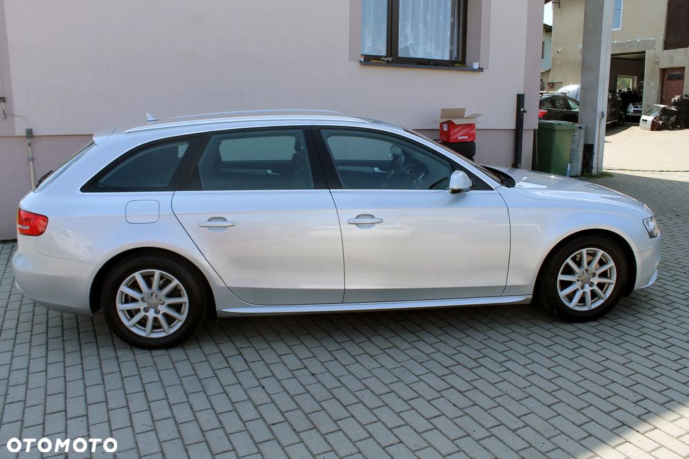 Audi A4 Avant 2.0 TDI DPF quattro Attraction - 6