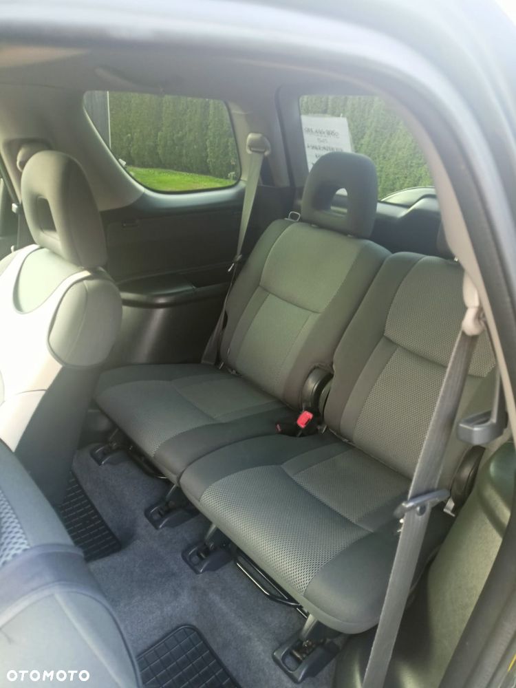 Toyota RAV4 - 6