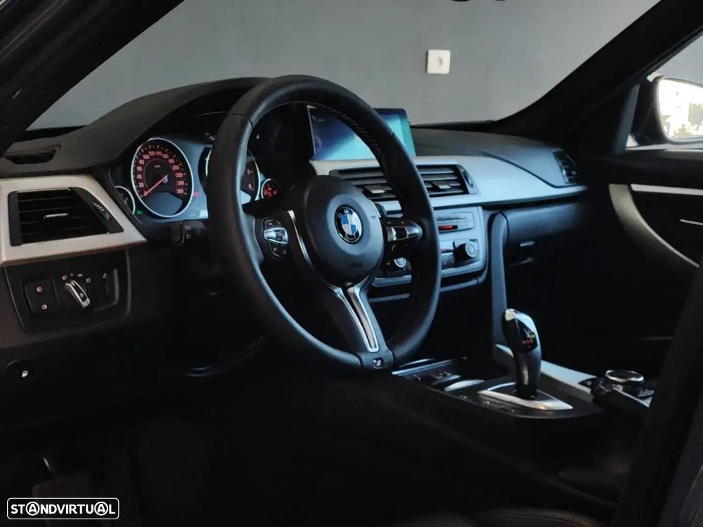 BMW 320 d Auto Pack M - 28