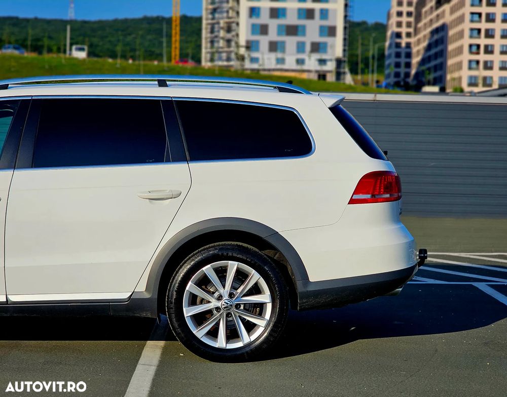 Volkswagen Passat - 14