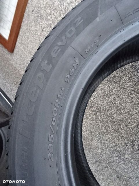 205/60/R16 96H Hankook Winter i cept evo 2 - 6