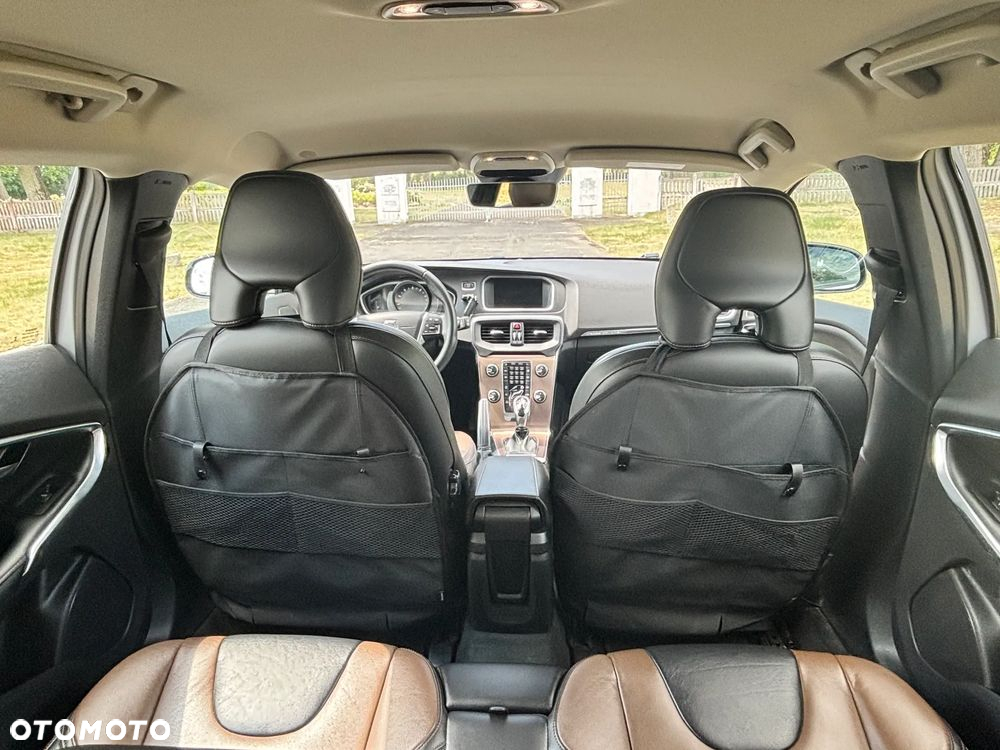Volvo V40 Cross Country T3 Drive-E Summum - 8