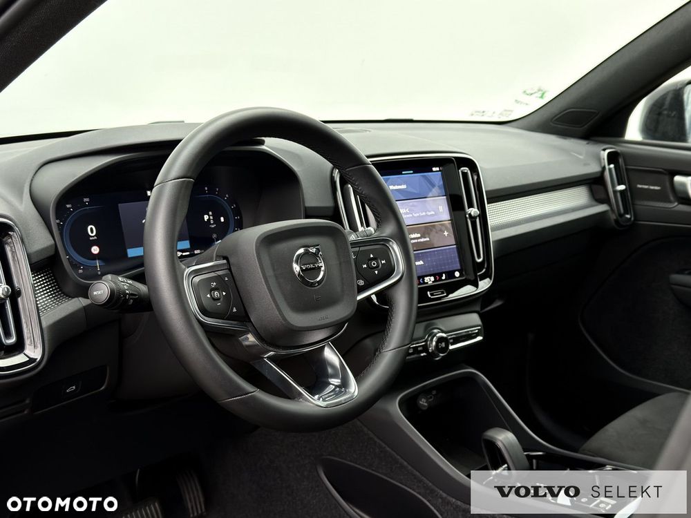 Volvo XC 40 - 21