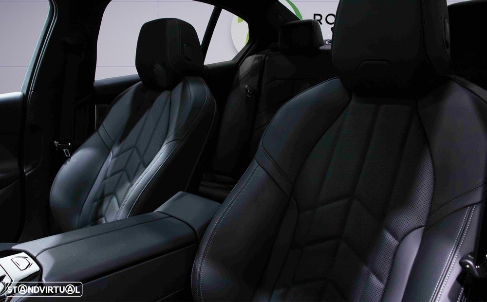 BMW i5 eDrive40 Pack Desportivo M Pro - 10