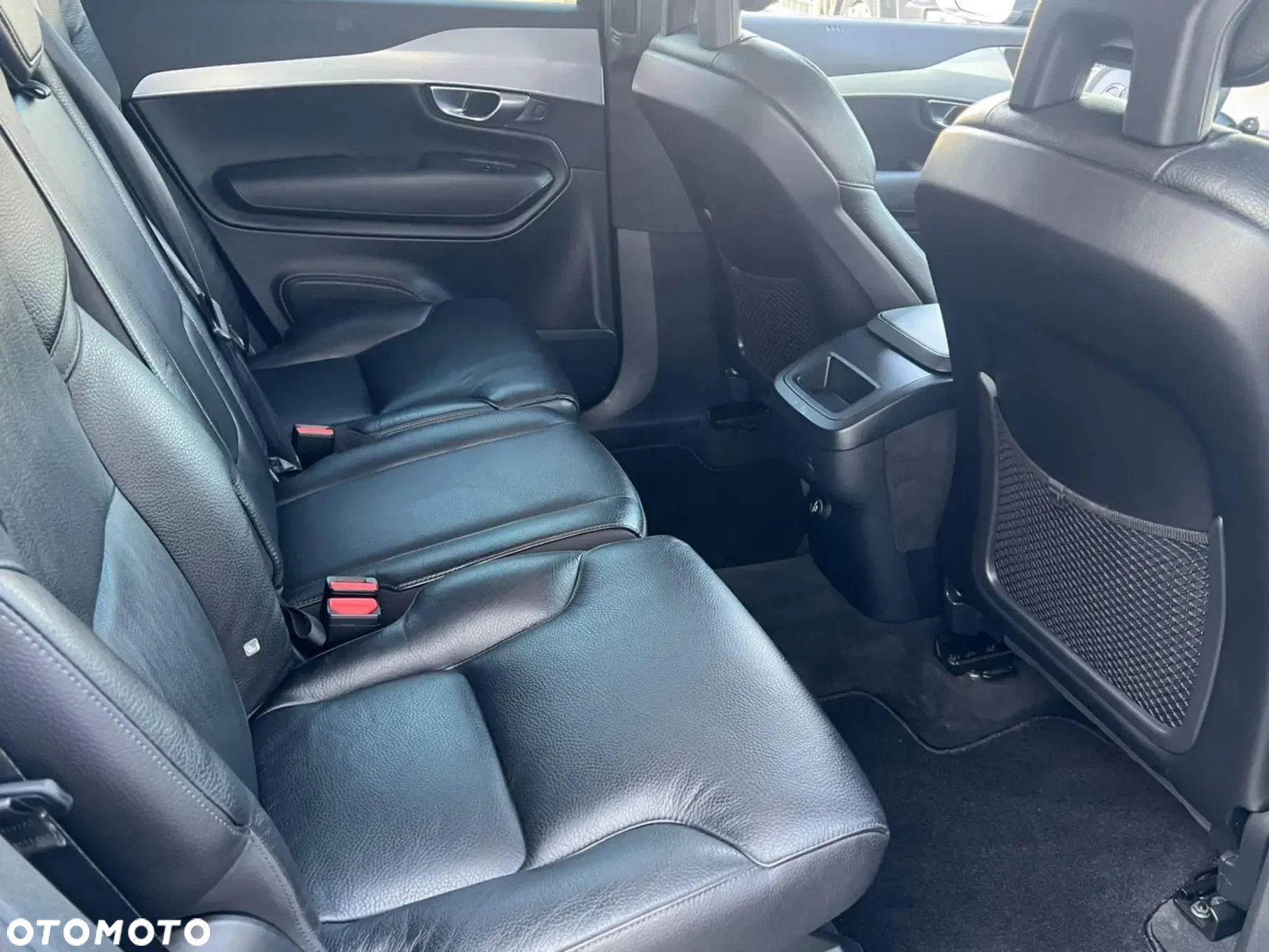 Volvo XC 90 - 23