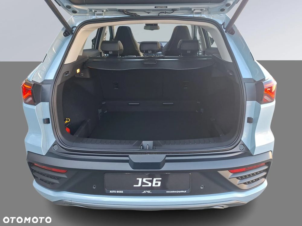 JAC JS6 - 17