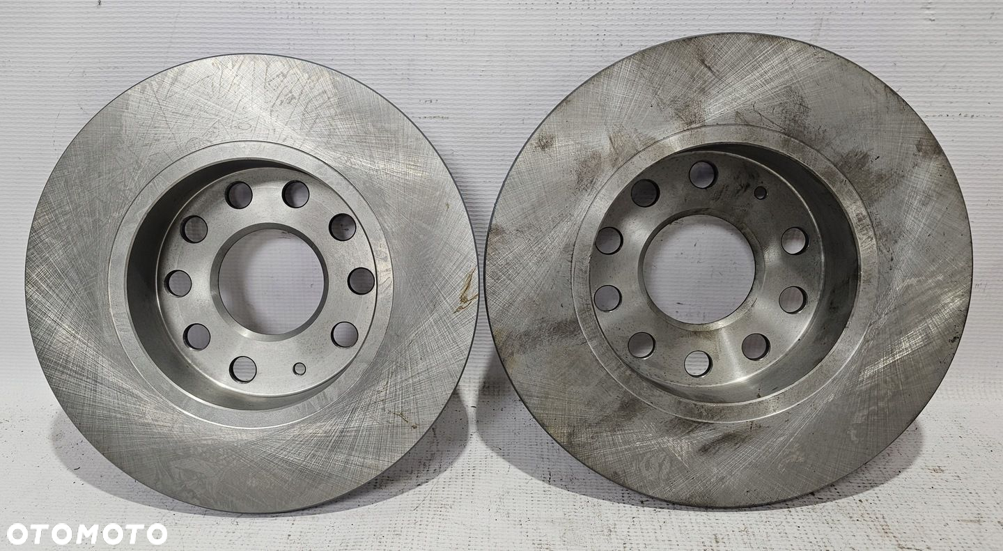 2x NOWA TARCZA HAMULCOWA TYŁ VOLKSWAGEN / SEAT / SKODA / AUDI - 36215 - 4