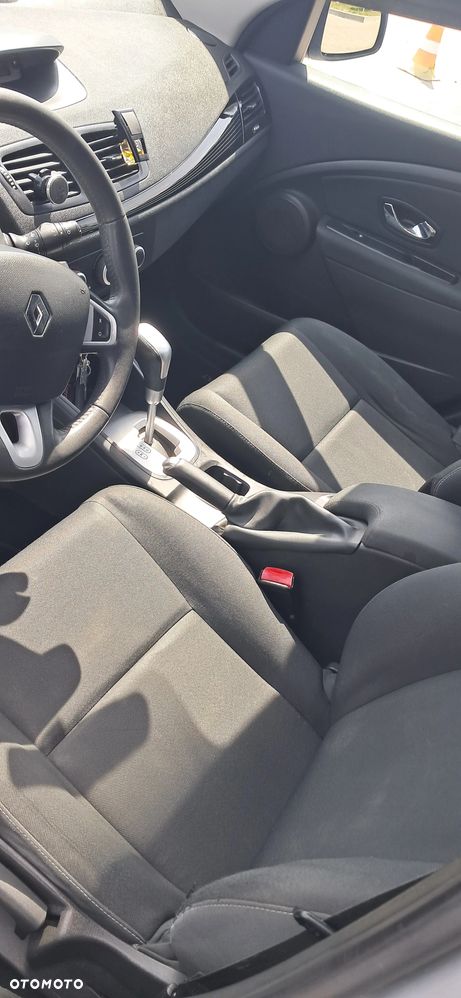 Renault Megane 1.5 dCi Dynamique EDC - 22