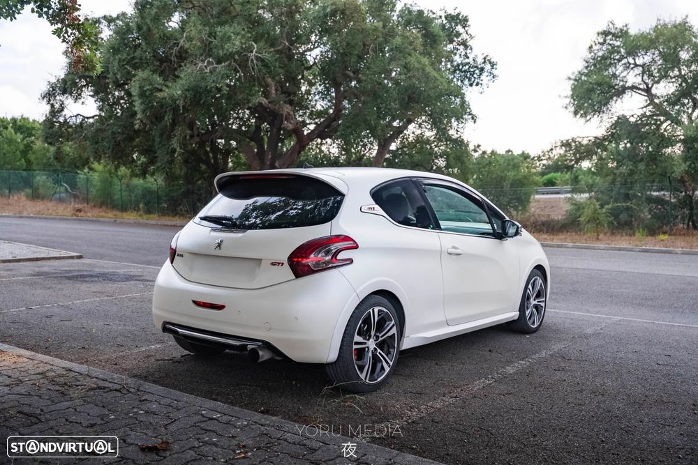 Peugeot 208 1.6 THP GTi - 6