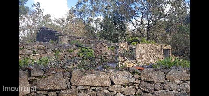Terreno urbano com ruina- Urban Land with Ruins for Sale – 218m² in At - Grande imagem: 4/5