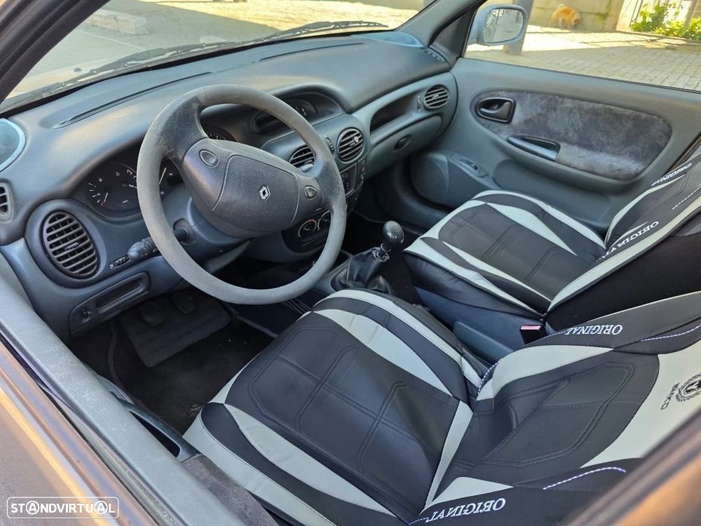 Renault Mégane Classic 1.4 RN - 4