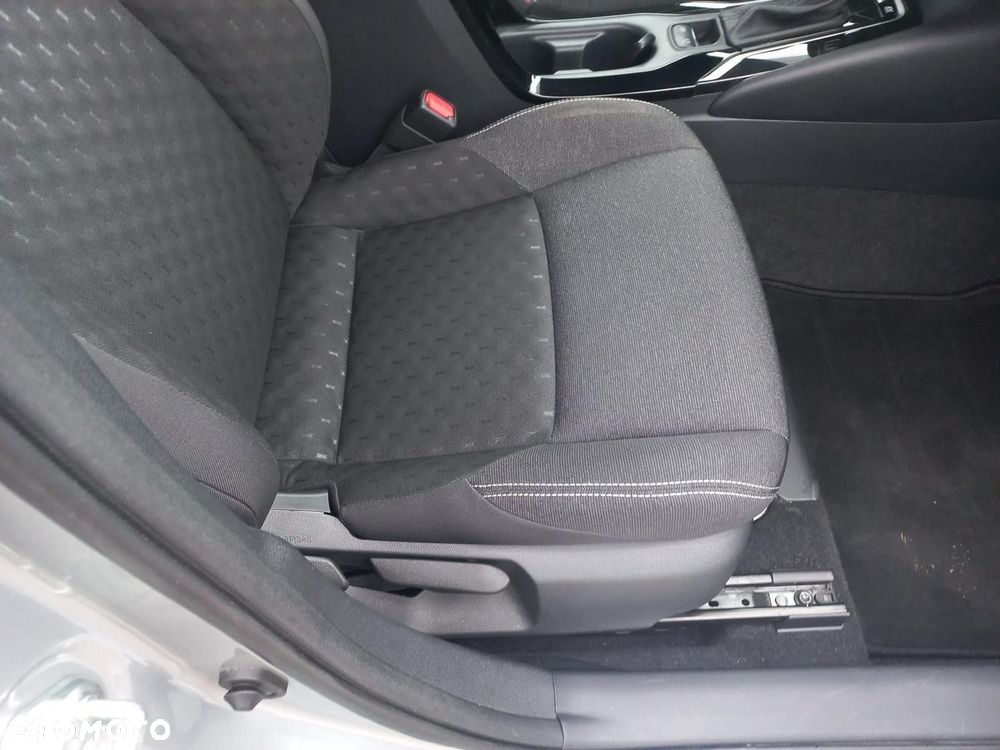 Toyota Corolla 1.8 Hybrid Comfort - 12