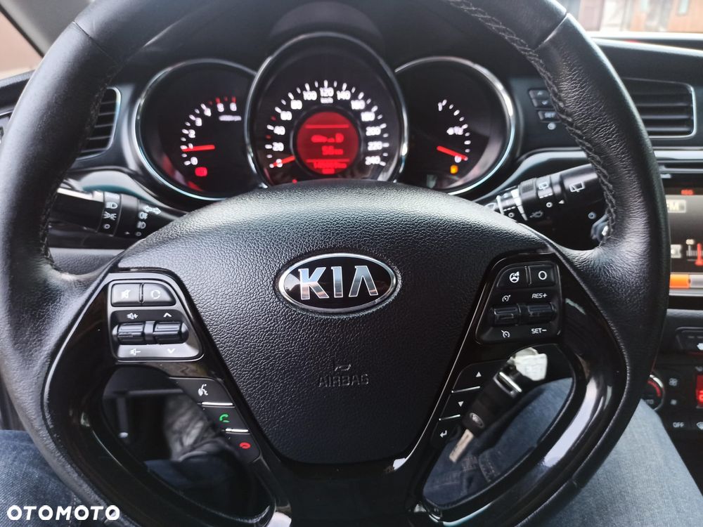 Kia Ceed 1.6 CRDi L - 17