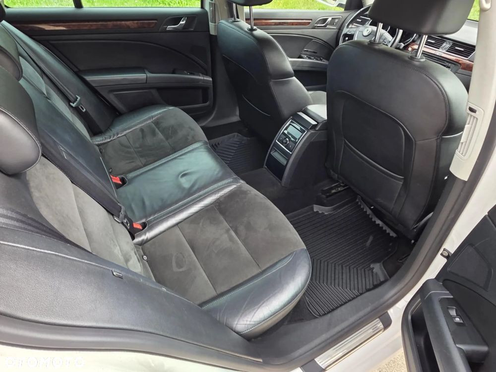 Skoda Superb Combi 1.8 TSI DSG Elegance - 10