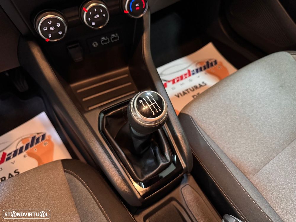 Renault Clio 1.0 TCe Evolution - 24