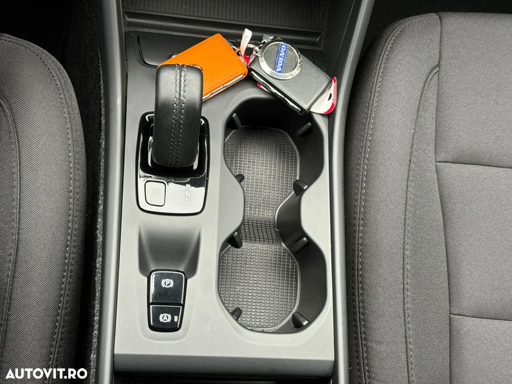 Volvo XC 40 T4 Recharge DKG Inscription Expression - 36