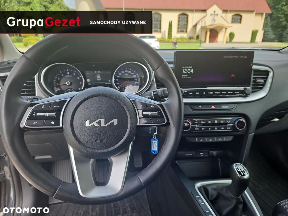 Kia XCeed 1.5 T-GDI M - 13