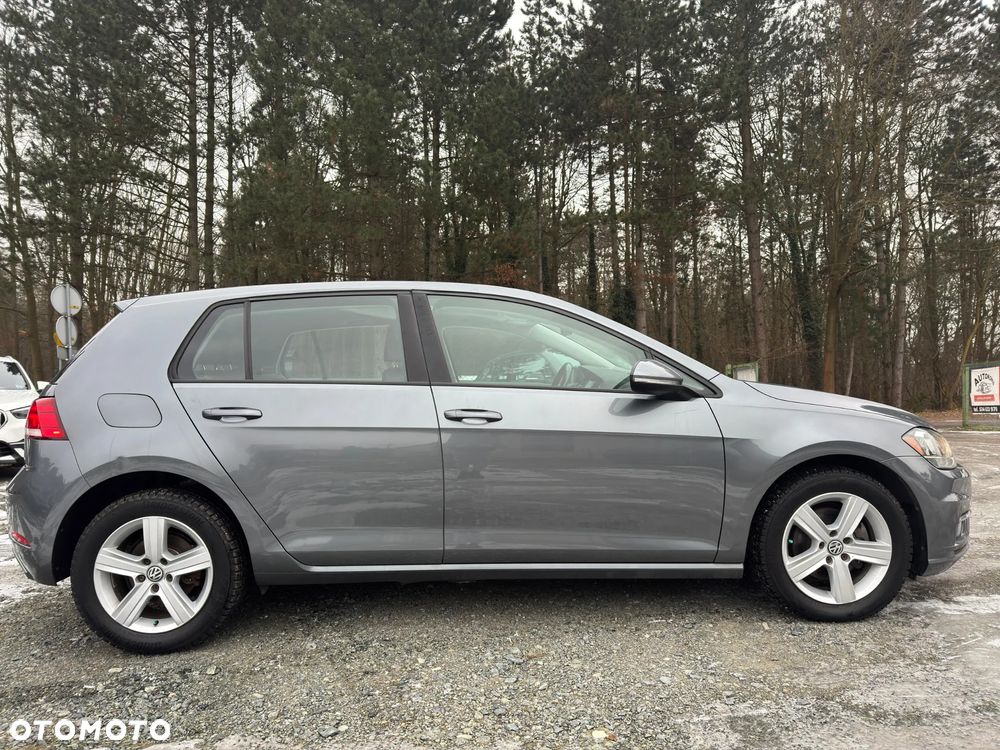 Volkswagen Golf - 13