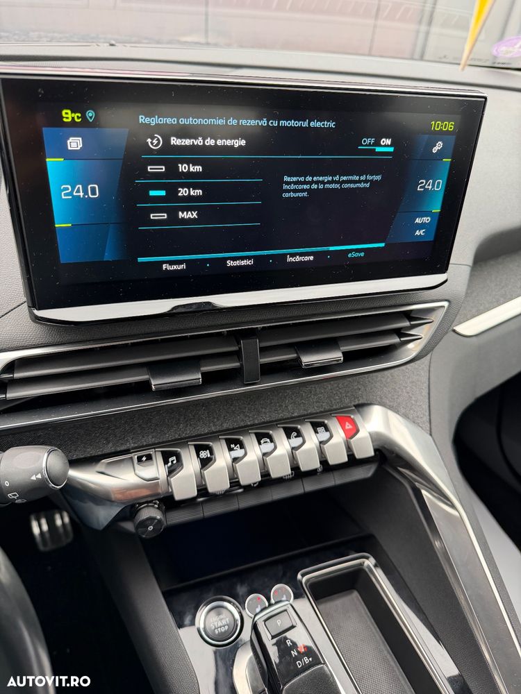 Peugeot 3008 Hybrid 225 e-EAT8 GT Pack - 29