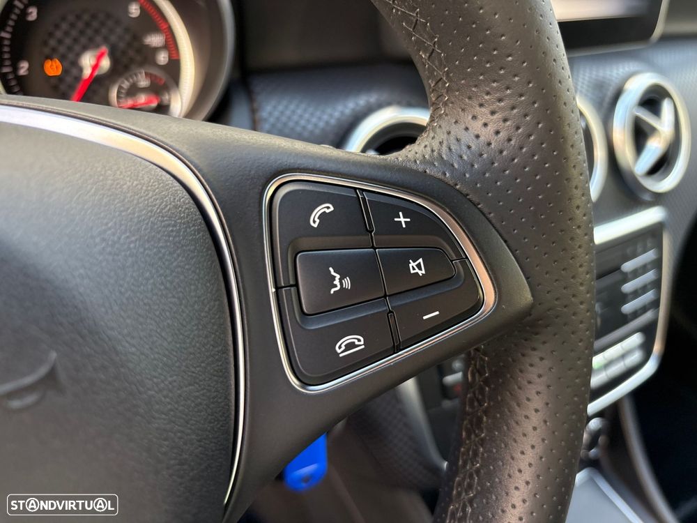 Mercedes-Benz A 180 d Fleet Pack Urban - 13