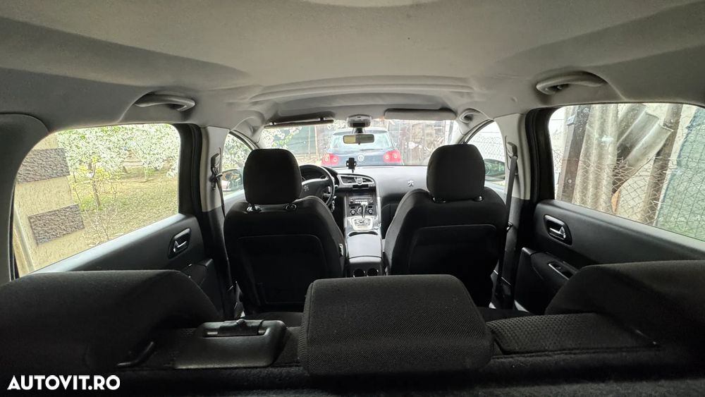 Peugeot 3008 - 10