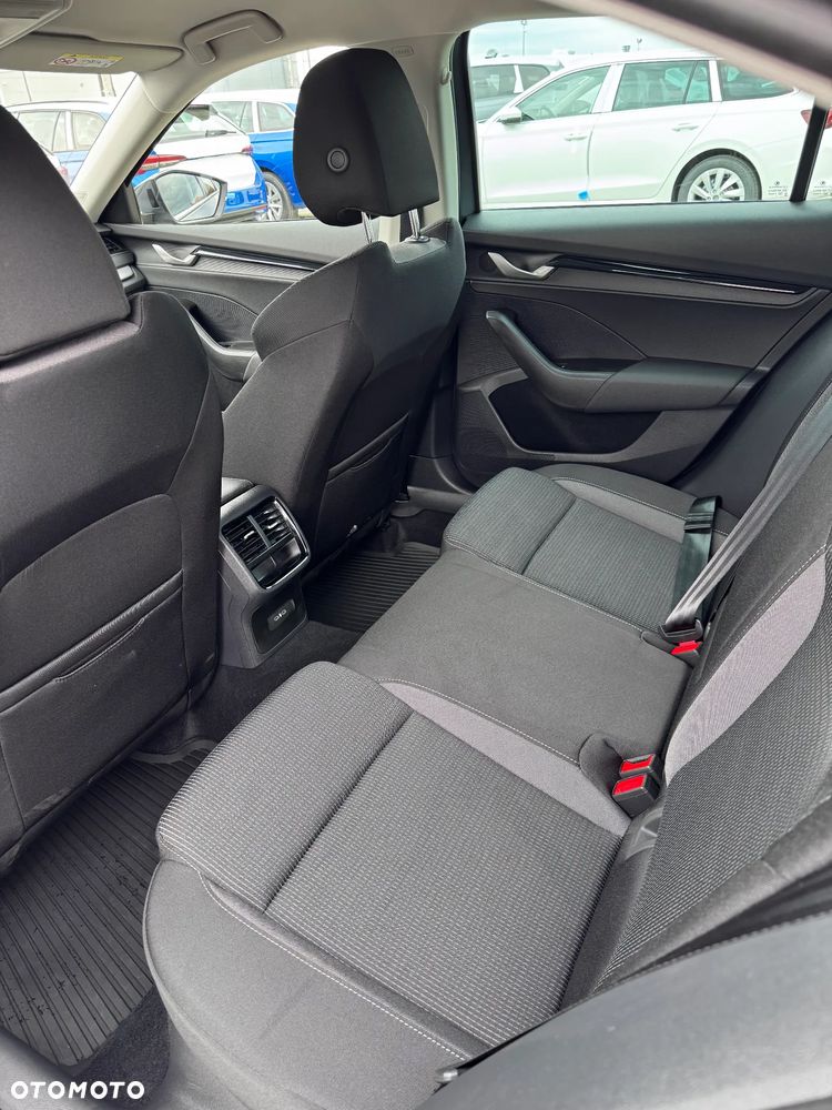 Skoda Octavia 1.5 TSI mHEV Edition 130 Selection DSG - 9