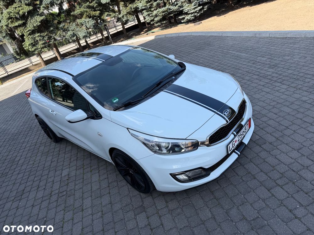 Kia Ceed 1.6 GDI Dream Team Edition - 5