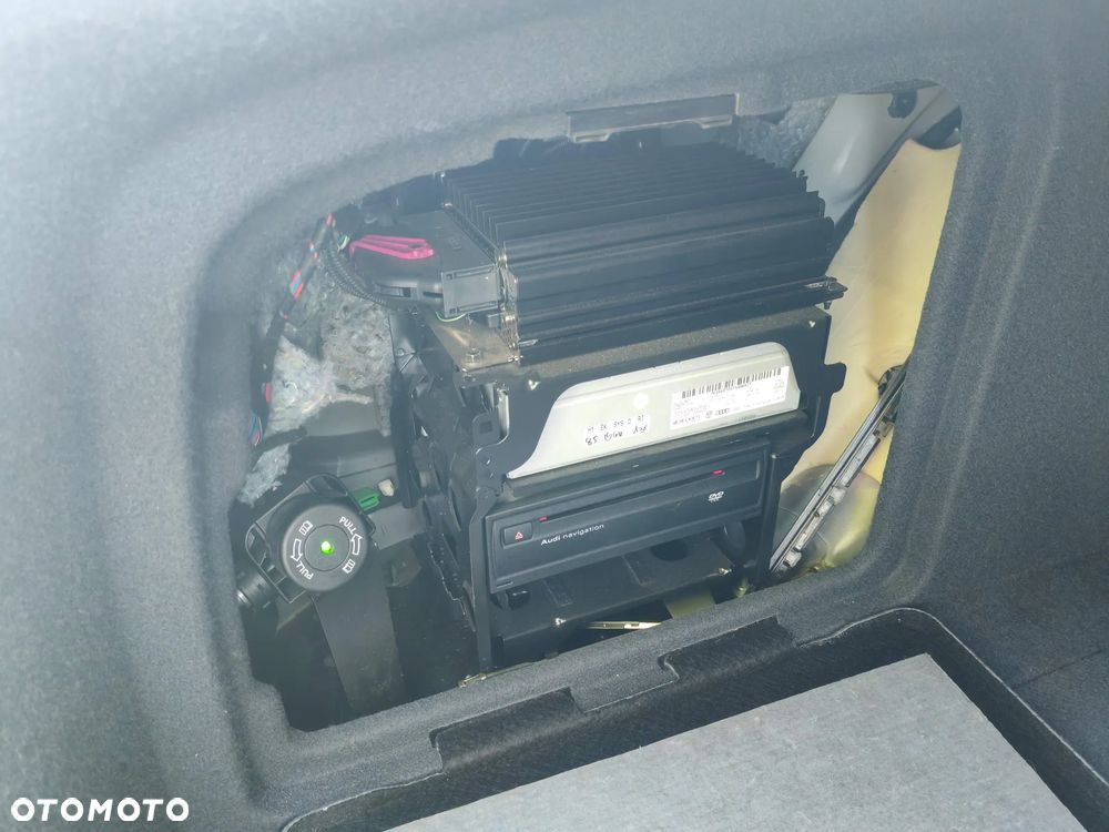 Audi A6 Limousine 2.4 - 14