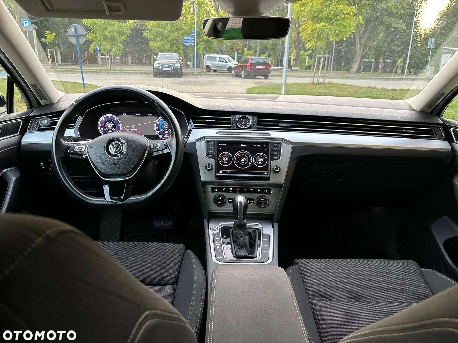 Volkswagen Passat 2.0 TDI Bi-Turbo BMT 4Mot Highline DSG - 9