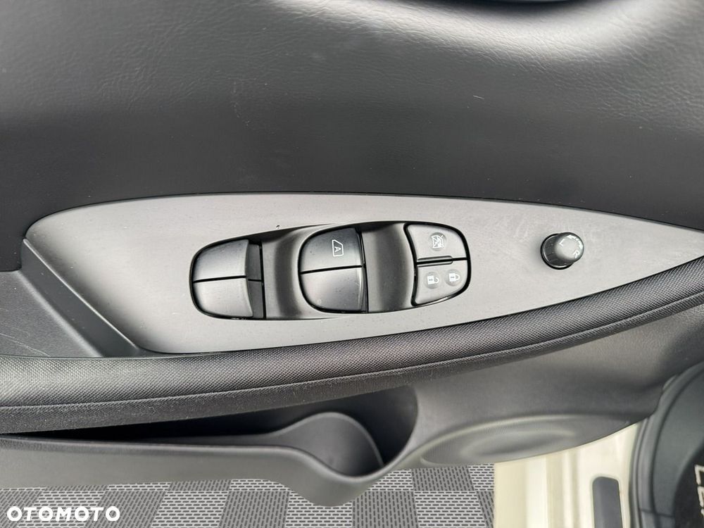 Nissan Leaf 40kWh Acenta - 12