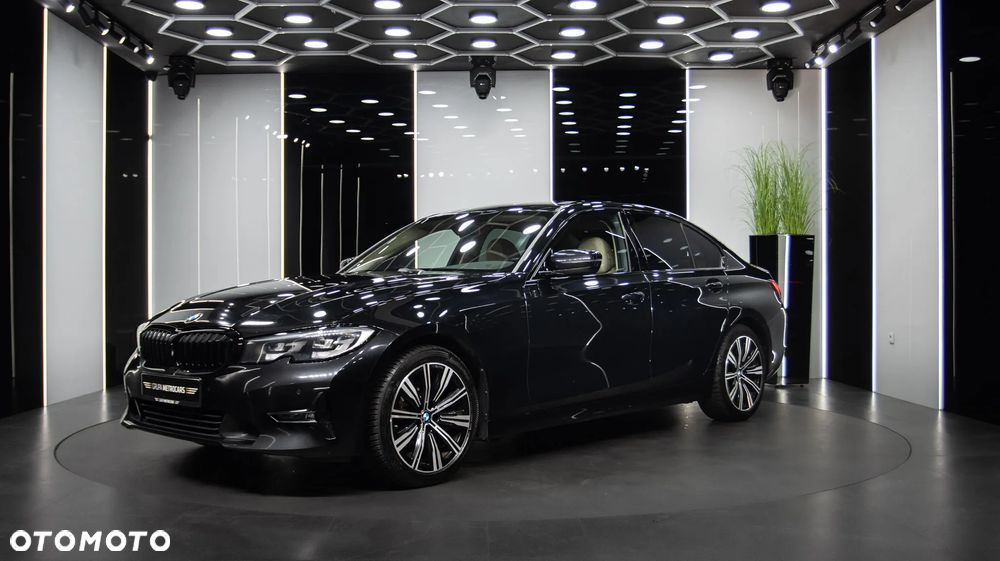BMW Seria 3 320d M Sport - 2
