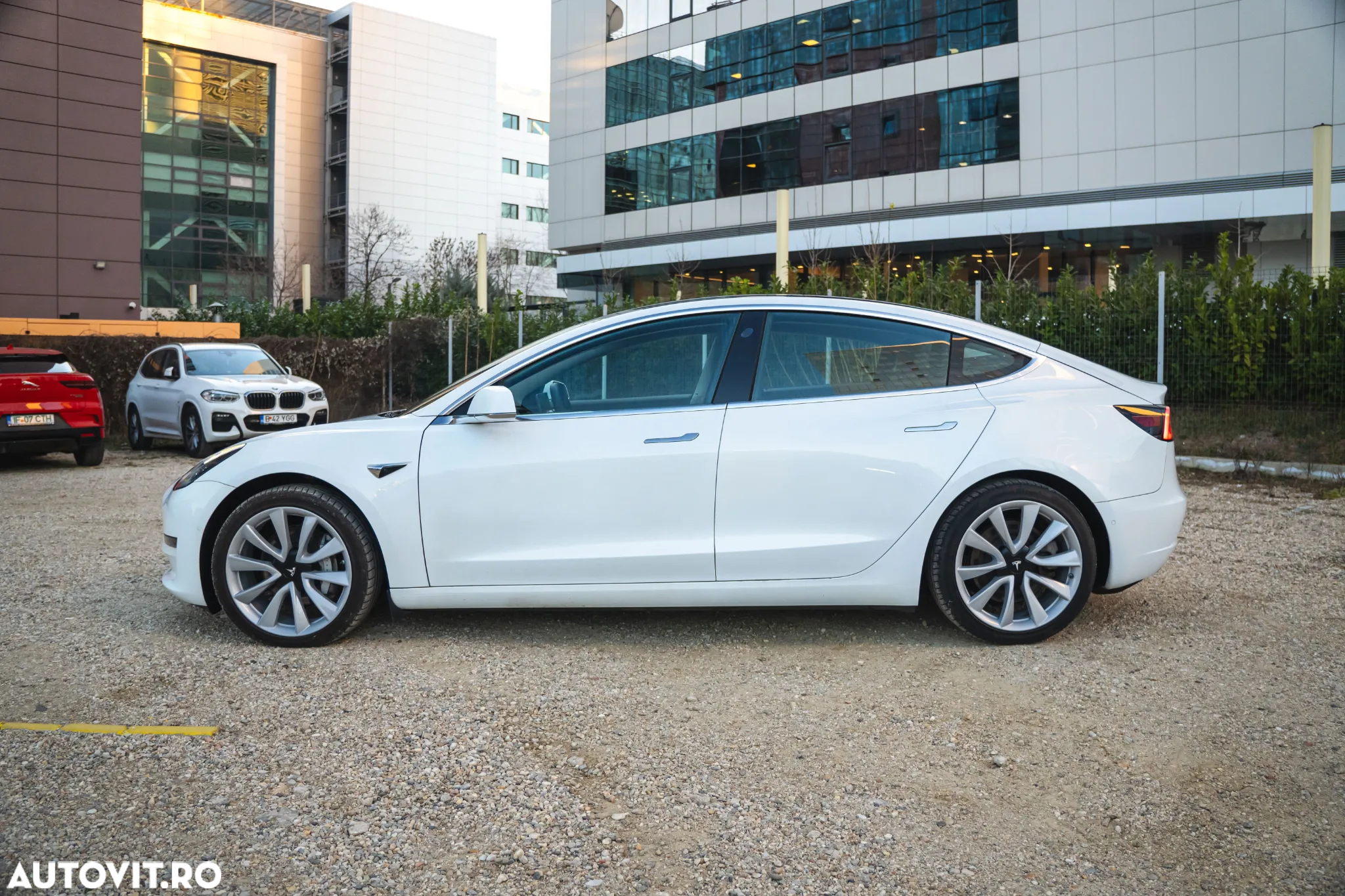 Tesla Model 3 Langstreckenbatterie Allradantrieb Dual Motor - 2