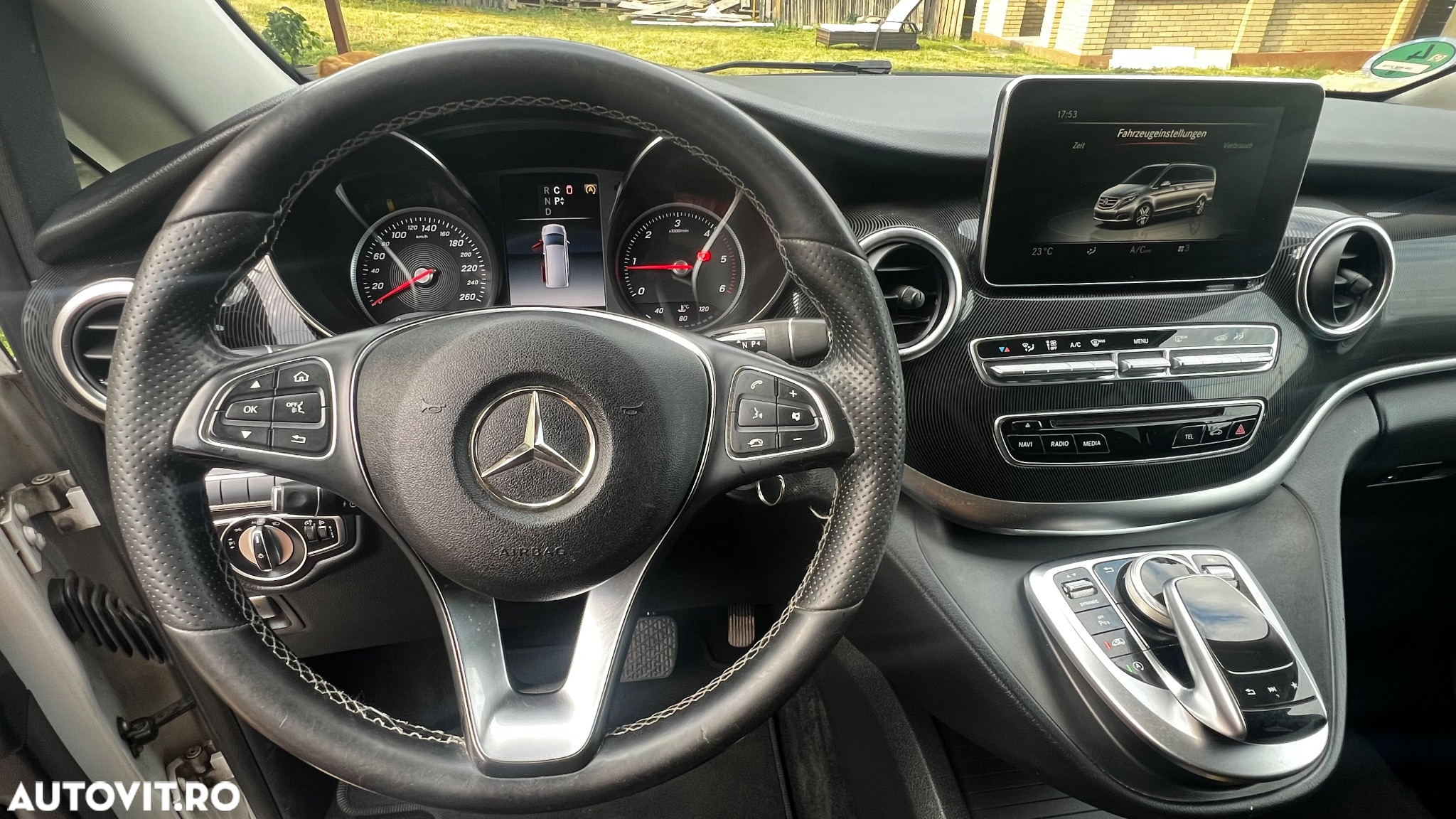 Mercedes-Benz V 220 (BlueTEC) d lang 7G-TRONIC Avantgarde Edition - 22