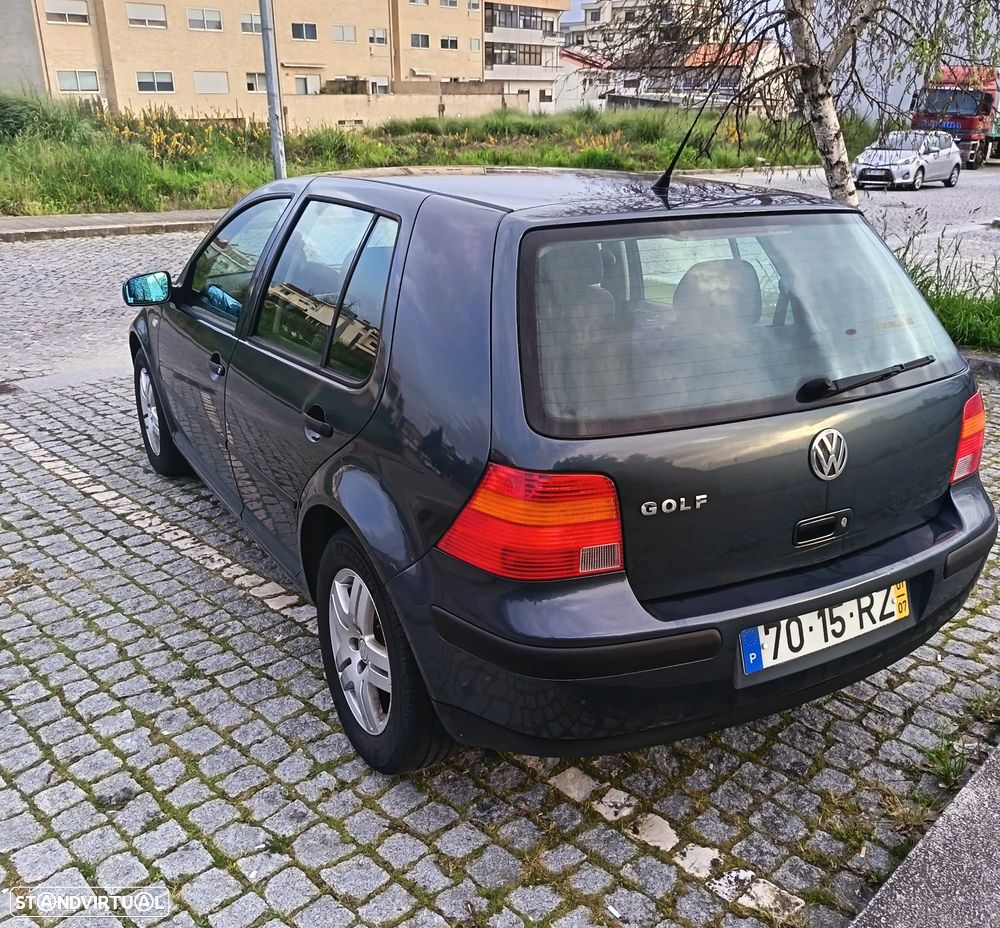 VW Golf 1.4i Conceptline - 4