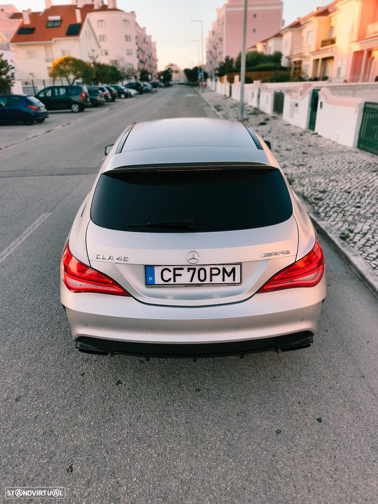 Mercedes-Benz CLA 45 AMG 4Matic 7G-DCT - 22