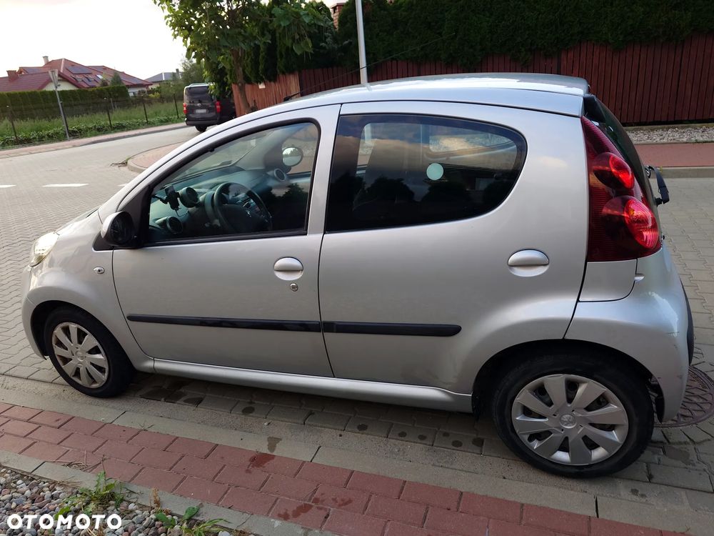 Peugeot 107 - 11