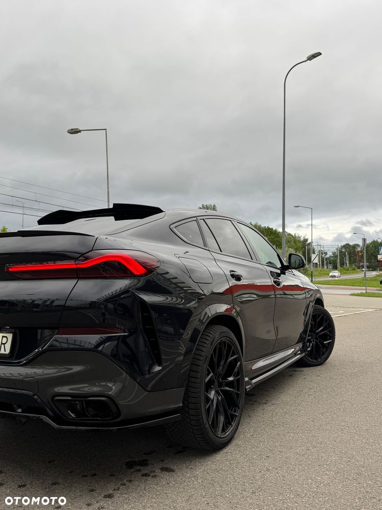 BMW X6 - 11