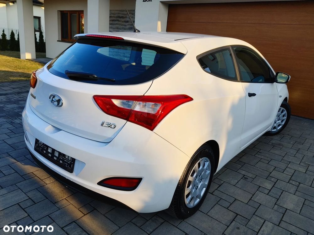 Hyundai i30 1.4 Classic - 28